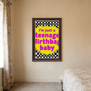 Cadre en bois grainé doré 24x36 avec citation « Love is the Way » pour chambre à coucher ou salon - Product Image 3