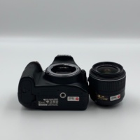 Cámara DSLR Nikon D5600 usada + lente 18-55VR, cámaras digitales de video HD, cámara de fotografía de nivel básico con sensor CMOS y Wi-Fi.