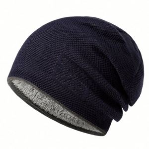 Nouveau bonnet tricoté confortable à motif personnalisé avec fourrure intérieure, bonnet tricoté personnalisé pour l'hiver pour hommes - Product Image 3
