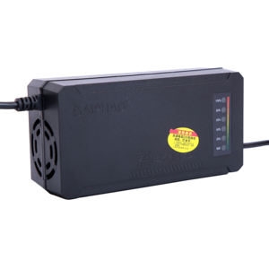 Cargador <span class=keywords><strong>de</strong></span> 60V 6A para Bicicleta Eléctrica, Motocicleta y Scooter, Cargador Electrónico <span class=keywords><strong>de</strong></span> Carga Lenta para Baterías <span class=keywords><strong>de</strong></span> Plomo-Ácido con Pantalla <span class=keywords><strong>de</strong></span> 6 Luces - Product Image 1