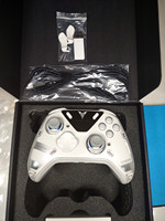 Manette de jeu Flydigi Apex 5 avec joysticks FORCEFLEX offrant une plage de tension ultra-large de 30 à 100gf, manette de jeu