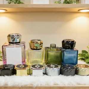YS Yüksek Kapasiteli Ev Tipi Akıllı Aroma Difüzörü 300ml Uzun Süreli Koku Verici Lüks Otomatik Koku Giderici - Product Image 1