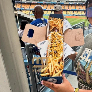 Emballage <span class=keywords><strong>de</strong></span> marque personnalisé Eco Stadium Ballpark Fast Food Giant Footlong Loaded Hot Dog Sub Sandwich Box avec poignée - Product Image 4