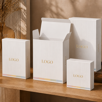 Boîte en papier enduit blanc crème personnalisée pour jouets de créateurs, emballage cadeau en carton écologique finition mate avec logo