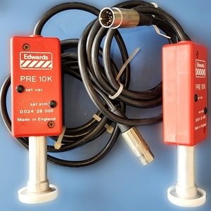 Manómetro Edwards Pirani 502 con Pantalla en Mbar, Equipo de Control Industrial - Product Image 3