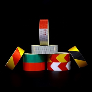 Rollo <span class=keywords><strong>de</strong></span> Lámina <span class=keywords><strong>de</strong></span> Vinilo Reflectante Acrílico <span class=keywords><strong>de</strong></span> Alta Calidad YGM 3200 para Impresión y Aplicaciones <span class=keywords><strong>de</strong></span> Señalización <span class=keywords><strong>de</strong></span> Seguridad - Product Image 1