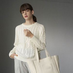 กระเป๋าผ้าแคนวาสขนาด 6 ออนซ์ แบบกำหนดเอง พร้อมโลโก้และลายตัวอักษร - Product Image 2