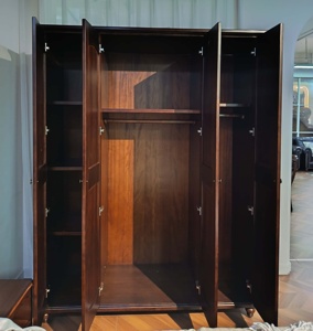 <span class=keywords><strong>Armario</strong></span> de Madera Maciza de Caoba Estilo Americano Vintage de 4 Puertas, <span class=keywords><strong>Armario</strong></span> de Almacenamiento de Ropa para Dormitorio - Product Image 2