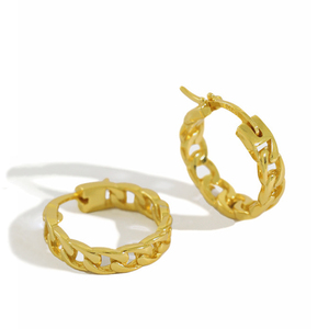 WMEF236 S925 Cadena de bordillo de plata esterlina Pendientes de aro Huggies Cadena de eslabones cubanos chapada en oro Estilo de moda Ideal para regalo - Product Image 1