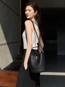 Cadeau d'entreprise VIP de luxe, sac à main en cuir haut de gamme, grande marque privée, fabrication directe aux Émirats arabes unis et en Arabie Saoudite - Product Image 6