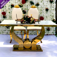 Ensemble de table à manger rectangulaire en verre trempé noir avec cadre en acier inoxydable doré pour la décoration de mariage et de banquet