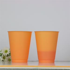 Gobelets à jus jetables personnalisés en PS à paroi simple, avec logo personnalisé et impression numérique à changement de couleur - Product Image 3