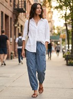 Pantalon de yoga cargo convertible taille haute pour femme, porté 2 façons (jambe large ou jogger), pantalon de sport à cordon de serrage réglable à la cheville