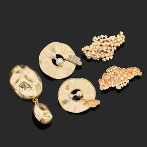 Botones de costura personalizados de Button Factory, botones irregulares para ropa, concha, estrella de mar, forma especial, botones de metal de aleación de zinc con vástago para tela. - Product Image 2