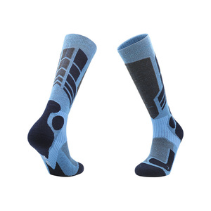 Vente en gros <span class=keywords><strong>de</strong></span> <span class=keywords><strong>chaussettes</strong></span> <span class=keywords><strong>de</strong></span> sport avec logo personnalisé <span class=keywords><strong>Chaussettes</strong></span> <span class=keywords><strong>de</strong></span> <span class=keywords><strong>ski</strong></span> en éponge antidérapantes pour l'extérieur <span class=keywords><strong>Chaussettes</strong></span> à baril long - Product Image 6