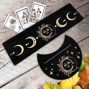 Novedad de Fábrica: Soporte de Madera Negra para Cartas de Tarot, Decoración del Hogar, Tallado en Madera de Tilo, Diseño de Luna, Sol y Estrellas - Product Image 1