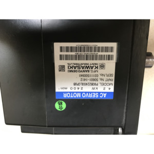 Moteur servo triphasé AC KAWASAKI P60B13200LCPUA 3,1 kW pour équipement industriel, montage sur pied - Product Image 2
