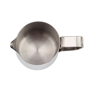 Pichet à lait Latte Art de 20 onces - Product Image 6