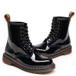 Botas de trabajo con acabado de espejo - botas cortas casuales de estilo británico de charol para mujer - zapatos de cuero genuino para hombre - Product Image 5