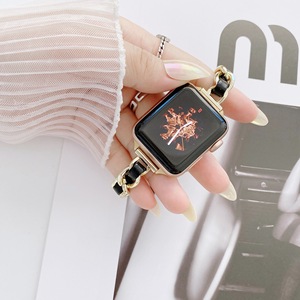 IVANHOE Luxury Famale <span class=keywords><strong>Band</strong></span> per Apple iWatch 7 SE 6 5 4 3 38 40 42 44 45 cinturino donna Charms bracciale in metallo e pelle - Product Image 5