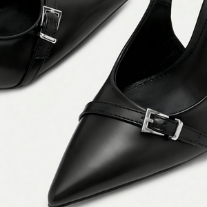 <span class=keywords><strong>Scarpe</strong></span> da <span class=keywords><strong>Donna</strong></span> Nere in Vernice con <span class=keywords><strong>Tacco</strong></span> <span class=keywords><strong>a</strong></span> Spillo e Cinturino Posteriore, Punta Affusolata, Eleganti per Ufficio e Cerimonie, Ideali per l'Ingrosso - Product Image 3