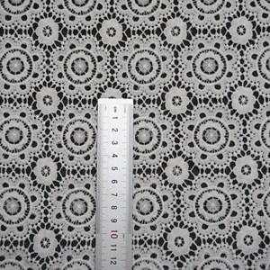 Haute Qualité Blanc Soluble Dans L'eau Blanc Coton 3d Fleur Dentelle Tissus Guipure Cordon Brodé Maille Tissu - Product Image 3