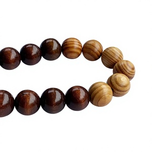 Collar de Cuentas de Madera Hecho a Mano, Moderno, Unisex, Joyería Religiosa Budista, Diseño Grueso con Forma de Bola, Accesorio de Moda - Product Image 4