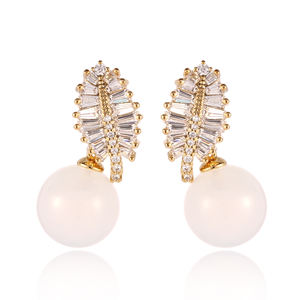 Anting-anting Wanita Elegan, Perhiasan Kuningan Berlapis Emas, Perak Mengkilap, Zirkonia, Anting-anting Stud, Anting-anting Liontin Mutiara Agate - Product Image 5