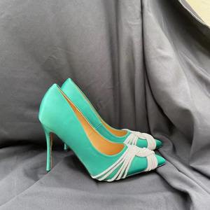 Zapatos de Tacón Alto de Satén con Diseño Floral para Novia, 8 cm, Punta Puntiaguda, Zapatos de Verano y Otoño, Muchos Colores, OEM Directo de Fábrica, Talla Grande - Product Image 3