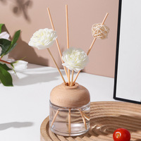 Vente en gros 100Ml Bâton de Roseau Sola Fleur Lavande Diffuseur de Parfum Bouteille en Verre Diffuseur de Roseau avec Bouchon en Bois