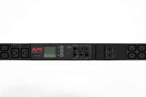 PDU de Rack <span class=keywords><strong>APC</strong></span> AP8886 2G con Medición, 22.0kW (32A) 17.3kW (24A) 230V, Detección de Baterías de Plomo-Ácido, para Montaje en Rack de Ordenadores/Redes - Product Image 4