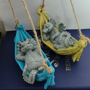 Estatua Colgante <span class=keywords><strong>de</strong></span> Resina <span class=keywords><strong>de</strong></span> Dragón Bebé Durmiendo en una Hamaca, Figura Creativa para Jardín, Decoración para Patio Exterior, Adorno para el Hogar - Product Image 6