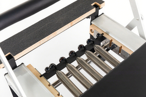 Reformer de Aluminio de Lujo Ajustable y Portátil para Ejercicio en Casa, con Media Torre, Modelo Eleven-cm-re004, Color Negro Esencia - Product Image 2