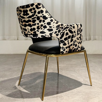 Chaise de salle à manger de luxe italienne avec base en acier inoxydable, design à motif léopard, dossier en cuir PU moderne, pour la maison, le bureau, la salle de bain