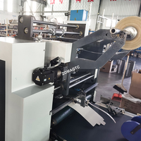 Machine automatique de pose de fenêtres en film PET pour boîtes de mouchoirs, boîtes de maquillage et petites boîtes d'écouteurs