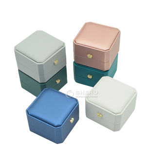 Wholesale PU Leather Custom Logo Gift <b>Packaging</b> Necklace Pendant <b>Jewelry</b> Box - Product Image 1