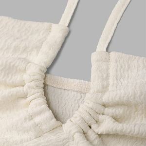 Top ultra court <span class=keywords><strong>pour</strong></span> femmes européennes et américaines Pure Desire Sexy Halter Neck Back Tie V-Neck Jumpsuit Women for Summer Party - Product Image 3