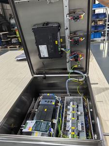 กล่องเหล็กกันน้ำ IP54 สแตนเลสสำหรับใช้งานกลางแจ้ง ยี่ห้อ Infraswin CE รุ่นขายดี - Product Image 5