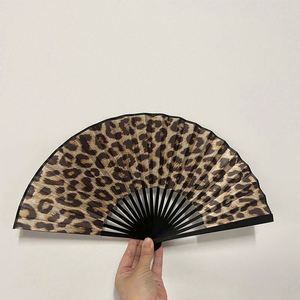 Nuevo Abanico de Bambú Premium de 23 cm, Diseño de Flores Arcoíris Talladas a Mano, Personalizado, Ecológico y Portátil para Fiestas - Product Image 1