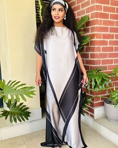 Abiti Musulmani da Donna all'Ingrosso, Caftani e Abaya in Seta, Abbigliamento Africano Etnico, Caftani Lunghi Stampati Taglie Forti - Product Image 5