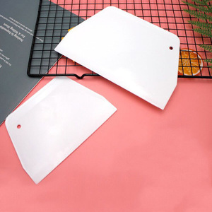 Plastic Dough Scraper Trapezoidal Baking Slicer Cake Cutter Pastry Tool Convenient Dishwasher Safe - Product Image 2