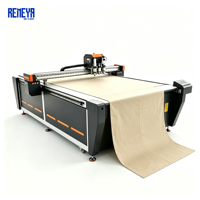 Cutter à plateau plat avec couteau servo pour une vitesse élevée et une longue durée de vie, idéal pour les rouleaux de bâches de grande largeur - Cutter REMEYA