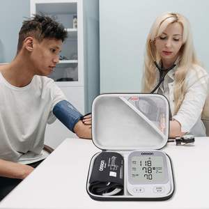 Estojo Compatível com Monitor de Pressão Arterial de Braço <span class=keywords><strong>OMRON</strong></span> BP5255 com Bolso de Malha para Baterias e Carregador - Product Image 5