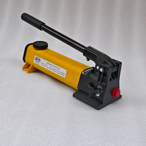 Marine corrosion-resistant two-speed <b>manual</b> hydraulic <b>pump</b> - Product Image 2