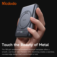 Mcdodo 837 20W Affichage Numérique Power Bank Magnétique en Métal 10000mAh Support Rotatif à 360° Recharge Magnétique Puissante pour iPhone 15/Pro