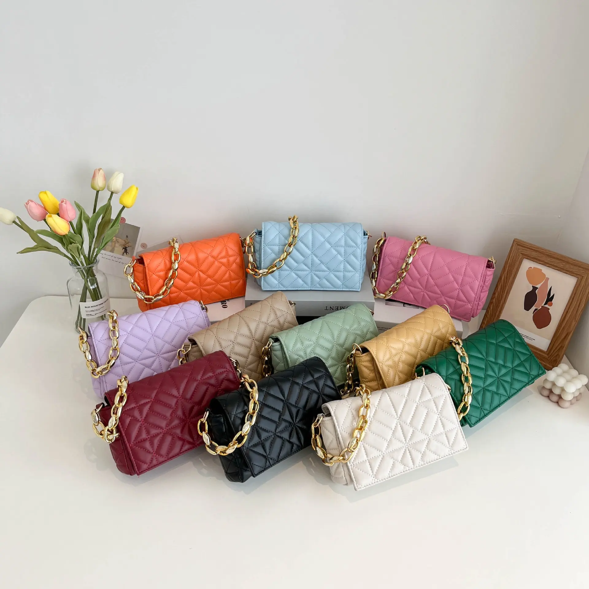 High-quality chain underarm bag women purses and handbags 2023 trend embroidery line diagonal women's bag