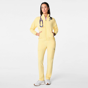 Senyun Blousons d'uniforme personnalisés avec logo brodé pour femmes, veste douce à fermeture éclair pour infirmières et médecins, idéale pour l'hôpital - Product Image 1