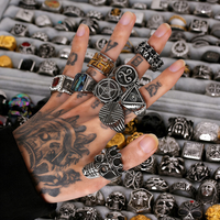 Anillo de Acero Inoxidable 316L Personalizado al por Mayor, Anillo de Rey Mono, Anillo Gótico Punk Vintage para Hombre, Resistente al Deslustre