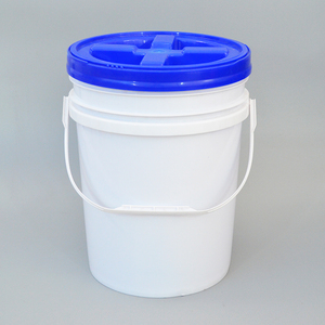 Seau à eau en plastique de grande capacité 20L avec couvercle et poignée, personnalisable, résistant, imperméable, logo personnalisé - Product Image 2