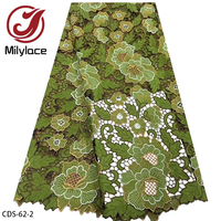 Tissu en dentelle guipure à motif floral élégant, dentelle crochetée, pour la confection de vêtements